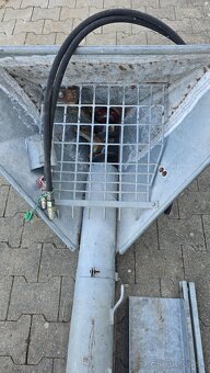 Hydraulický šnekový dopravník - 3