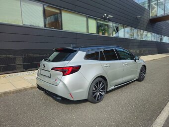 Toyota Corolla Combi 2.0 Hybrid GR Sport + Dynamic - 3