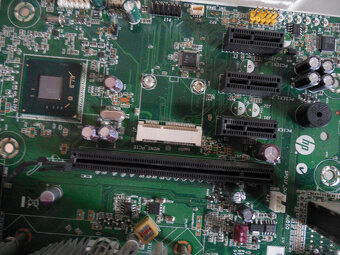 i5 2400+doska s 8gb ram - 3