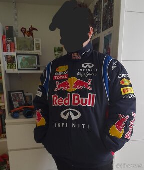 Red Bull retro bunda - 3