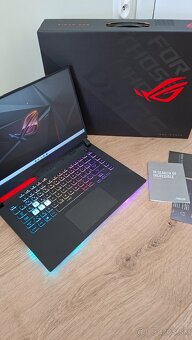 Asus ROG Strix - 3