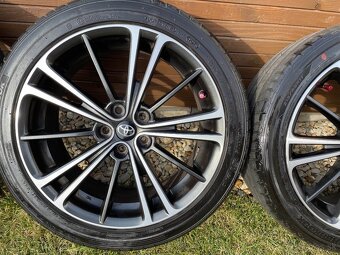 Toyota Toyota GT86 a Subaru BRZ 215 45 17 5x100 - 3