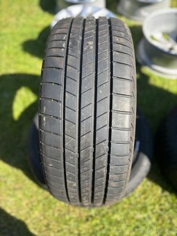 Bridgestone 225/45 r18 - 3