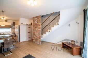 6-izbový rodinný dom na prenájom v lokalite Čierna Voda - 3
