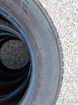 225/60r17 - 3