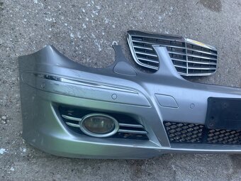 Mercedes w211 e class naraznik maska facelift - 3