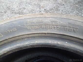 Predám 4ks zimne pneumatiky Sava 215/55R17 - 3