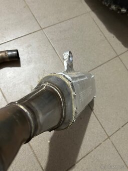 SUZUKI RMZ 250 2019 seriovy vyfuk - 3