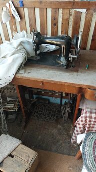 Šijacístroj Minerva - 3