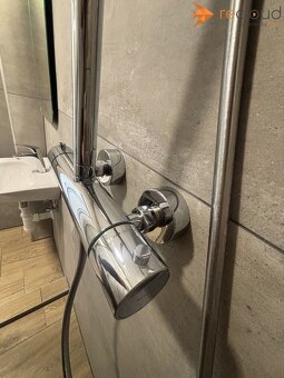 1 - izbový úplne prerobený byt s balkónom na prenájom. - 3