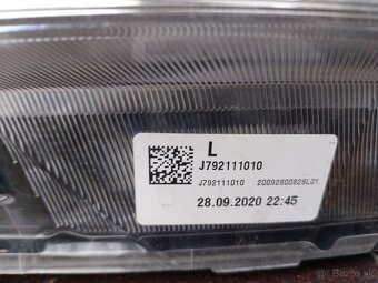 Predám svetlomety na KIA CEED J792111010 - 3