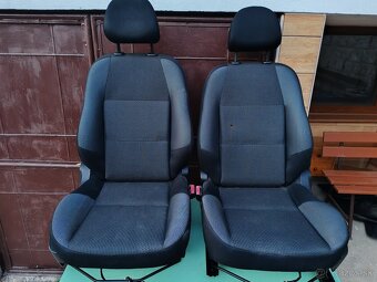 PREDÁM SEDADLÁ PEUGEOT 207 - 3