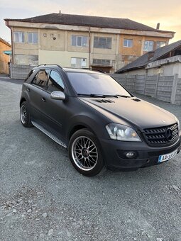Mercedes Benz ML 320 - 3