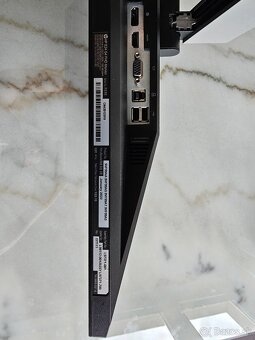 HP E24 G4 - 3