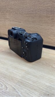 Canon eos RP - 3