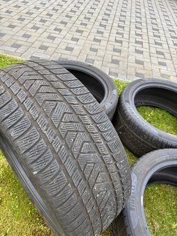 Pirelli Scorpion 285/40/21 - 3