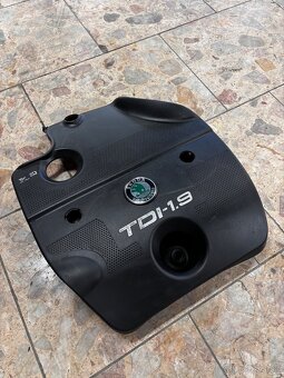 Kryt motora 1.9 tdi - 3