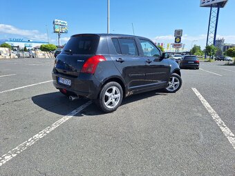 Predám Suzuki Swift 1.3 - 3