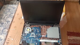 Lenovo B71-80RJ Náhradné diely Pokazená Základná doska - 3