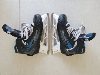 Predám brankárske korčule Bauer GSX 7D/42 - 3