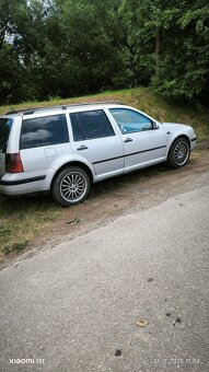 Predám Volkswagen golf 4 combi - 3
