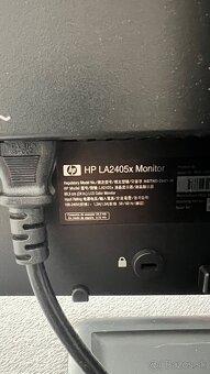 Monitor HP Compaq LA2405x - 3