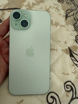 Predám iPhone 15 128 - 3