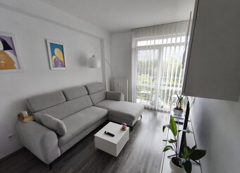 Prenájom, 2i byt, ul. Zvolenská cesta, Banská Bystrica. - 3