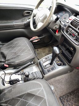 Suzuki Grand Vitara 2.0 benzín at - 3