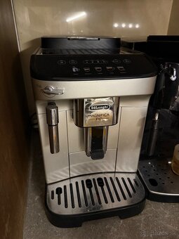 Predam kavovar Delonghi Magnifica Evo - 3