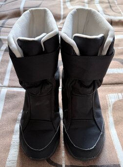 Zimná bunda + obuv 15€ - 3