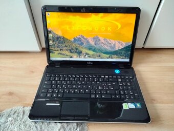 15,6" Fujitsu Lifebook / 120gb ssd / 4gb ram / Windows 7/ - 3