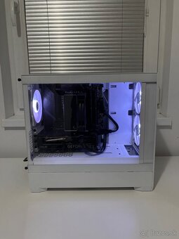 Custom herný počítač - 3