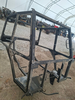 ponúkam ram kabyny zetor 73 - 3