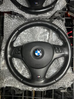 BMW E90 E91 E92 E93 M paket a šport volanty - 3