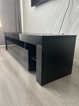 TV stolík - 3