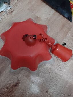 Retro luster. - 3