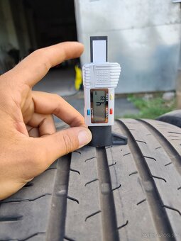 Predám Continental 245/45R18 96w - 3