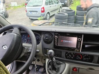 Renault Master 2,5 dci Autokaravan - 3
