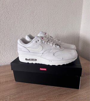 Nike Air Max 87 x Supreme - 3
