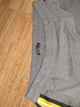 BERSHKA NOHAVICE L - 3
