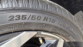 Zimné pneumatiky 235/50 R19 103V KUMHO WINTERCRAFT - 3