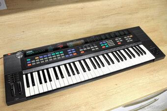 YAMAHA DSR-2000, ťažké dynamické retro Ideálne na výuku - 3