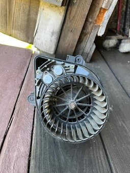 Nový ventilátor kúrenia do auta - 12V - 3