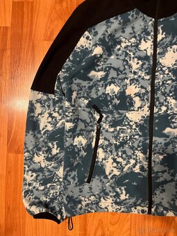 The north face bunda S - 3