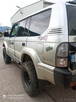 Predám Toyota Landcruiser J90 - 3