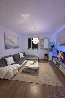 BEZ REALITKY 3-izbový byt s veľkou predzáhradkou - 3