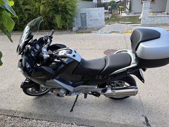 Predám BMW 1200 RT čiernej farby - 3