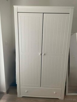 Predám rozkladací gauč a skriňu - 3