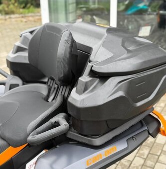 Zadný box CAN AM OUTLANDER G3 - 3